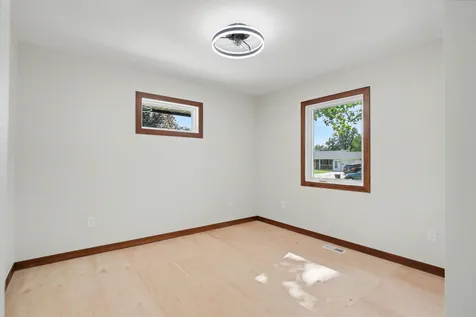1215 8th Street Jesup IA 50648