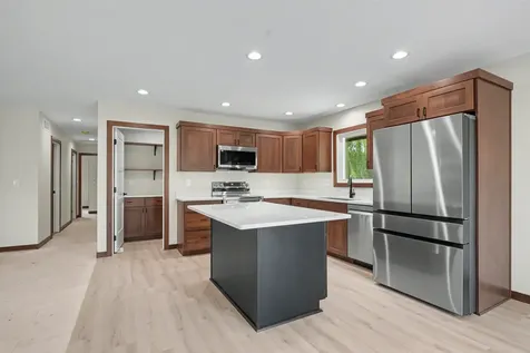 1215 8th Street Jesup IA 50648