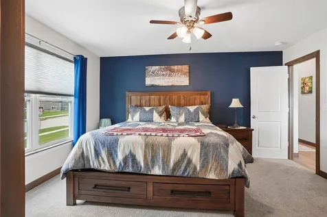5522 Red Oak Lane Cedar Falls IA 50613