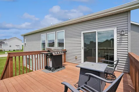5522 Red Oak Lane Cedar Falls IA 50613