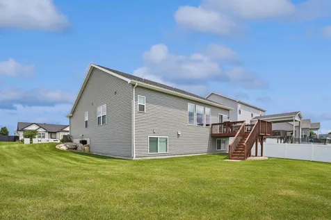 5522 Red Oak Lane Cedar Falls IA 50613