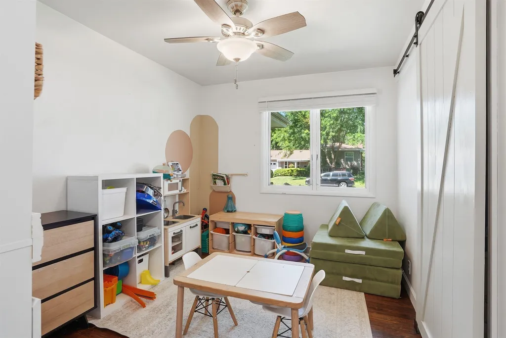 2216 Linnwood Drive Cedar Falls IA 50613