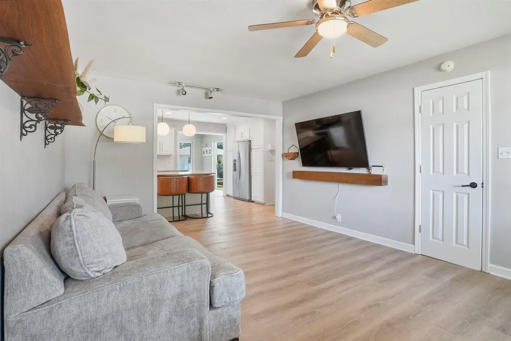 2216 Linnwood Drive Cedar Falls IA 50613