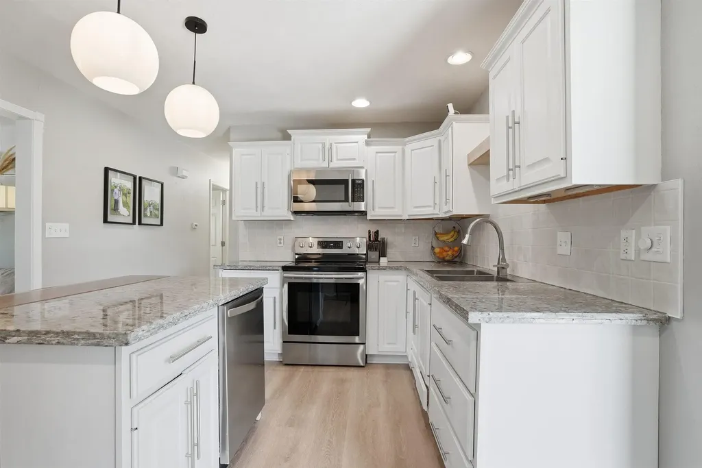 2216 Linnwood Drive Cedar Falls IA 50613