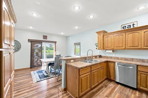 313 Tumbleweed Trail Waverly IA 50677