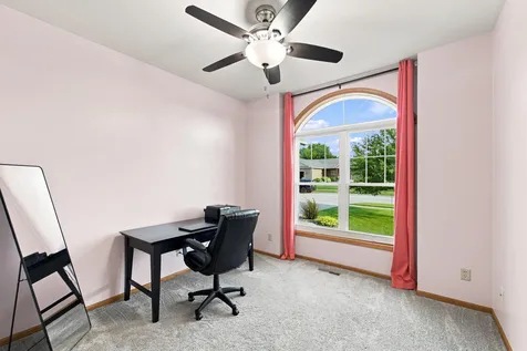 313 Tumbleweed Trail Waverly IA 50677