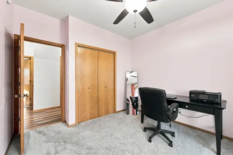 313 Tumbleweed Trail Waverly IA 50677