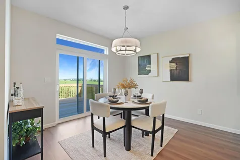 2825 Amber Valley Road Cedar Falls IA 50613