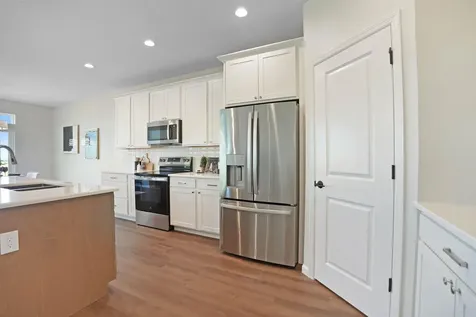 2825 Amber Valley Road Cedar Falls IA 50613