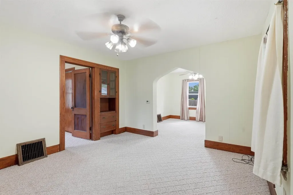 709 Magnolia Parkway Waterloo IA 50701