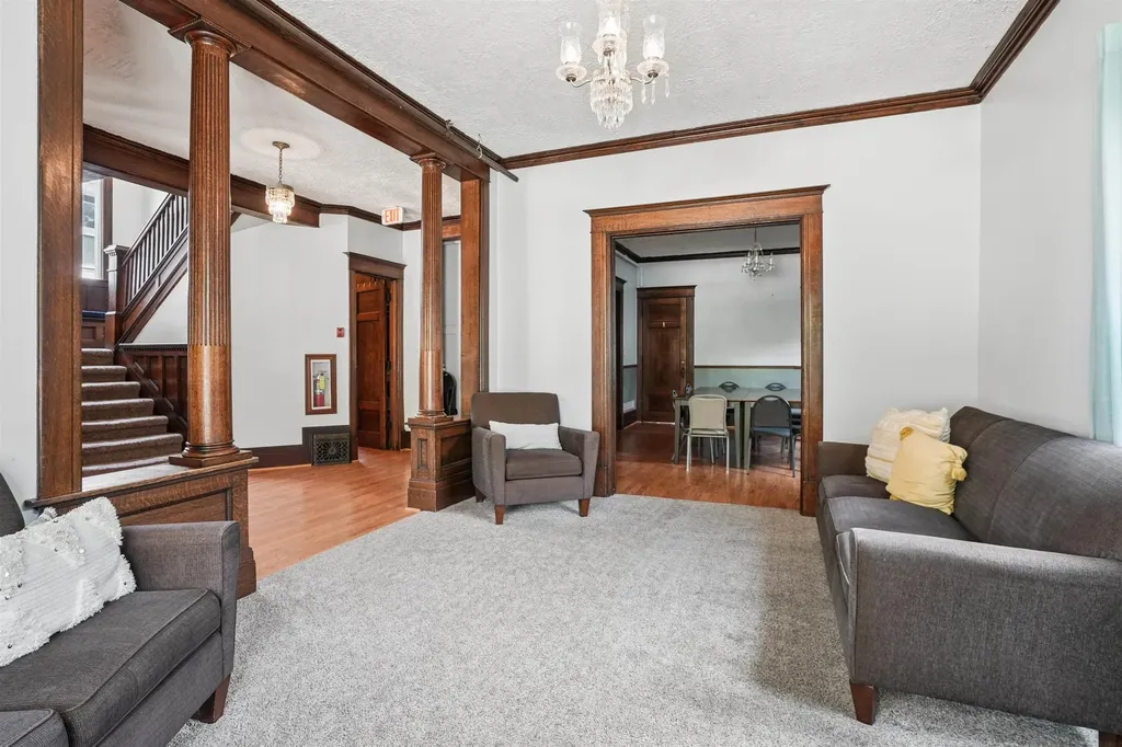 2410 College Street Cedar Falls IA 50613