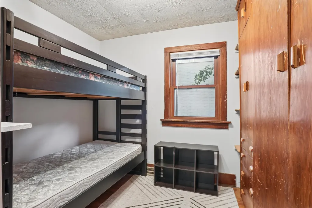 2410 College Street Cedar Falls IA 50613