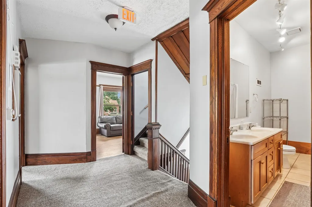 2410 College Street Cedar Falls IA 50613