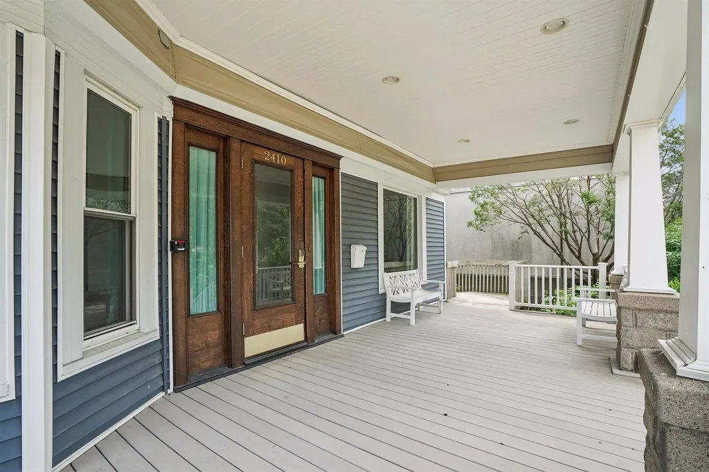 2410 College Street Cedar Falls IA 50613
