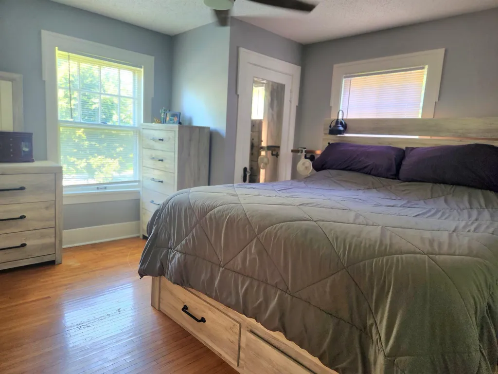 433 Kingbard Boulevard Waterloo IA 50701