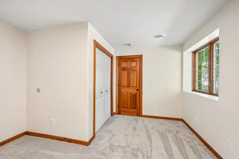 910 Cedar Lane Drive Waverly IA 50677
