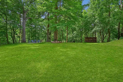 910 Cedar Lane Drive Waverly IA 50677