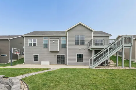 4301 Granite Ridge Road Cedar Falls IA 50613