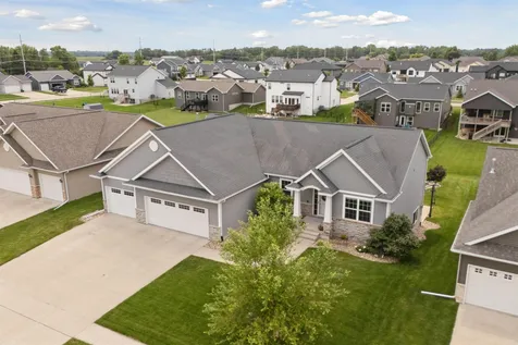 4301 Granite Ridge Road Cedar Falls IA 50613