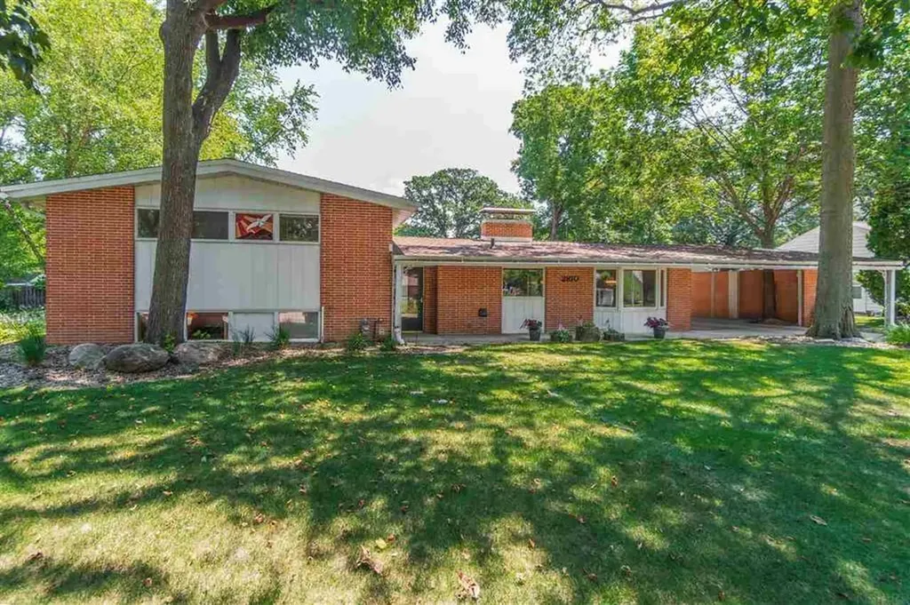 2810 Neola Street Cedar Falls IA 50613