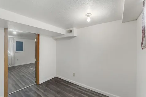 1535 Hawthorne Avenue Waterloo IA 50702