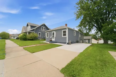 1535 Hawthorne Avenue Waterloo IA 50702