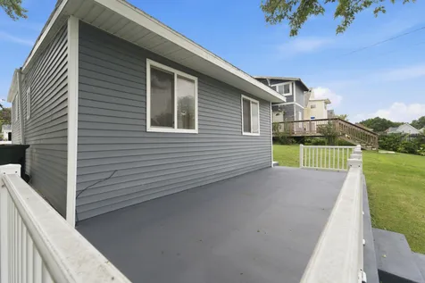 1535 Hawthorne Avenue Waterloo IA 50702