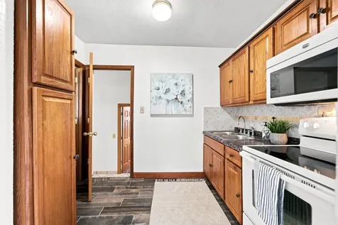 1535 Hawthorne Avenue Waterloo IA 50702