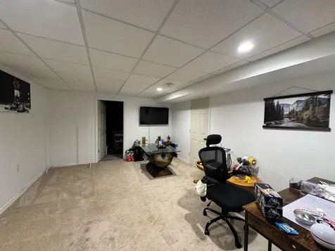 1022 Lois Lane Waterloo IA 50702