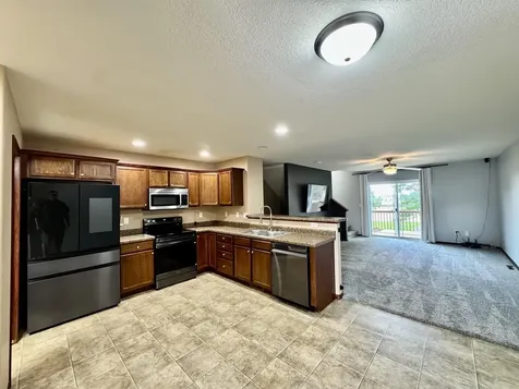 1022 Lois Lane Waterloo IA 50702