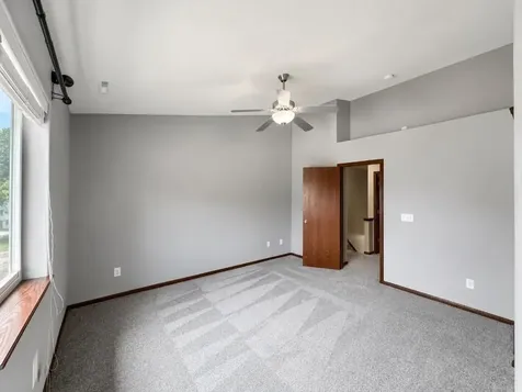 1022 Lois Lane Waterloo IA 50702