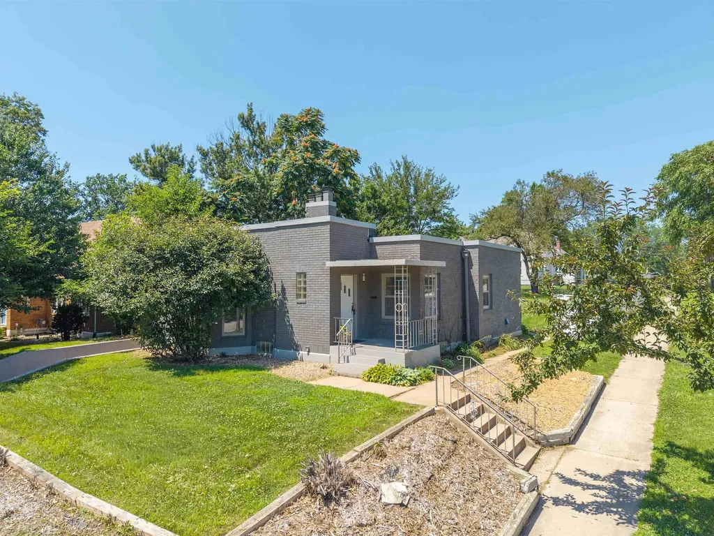 603 W 18th Street Cedar Falls IA 50613