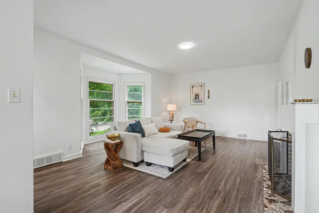 603 W 18th Street Cedar Falls IA 50613