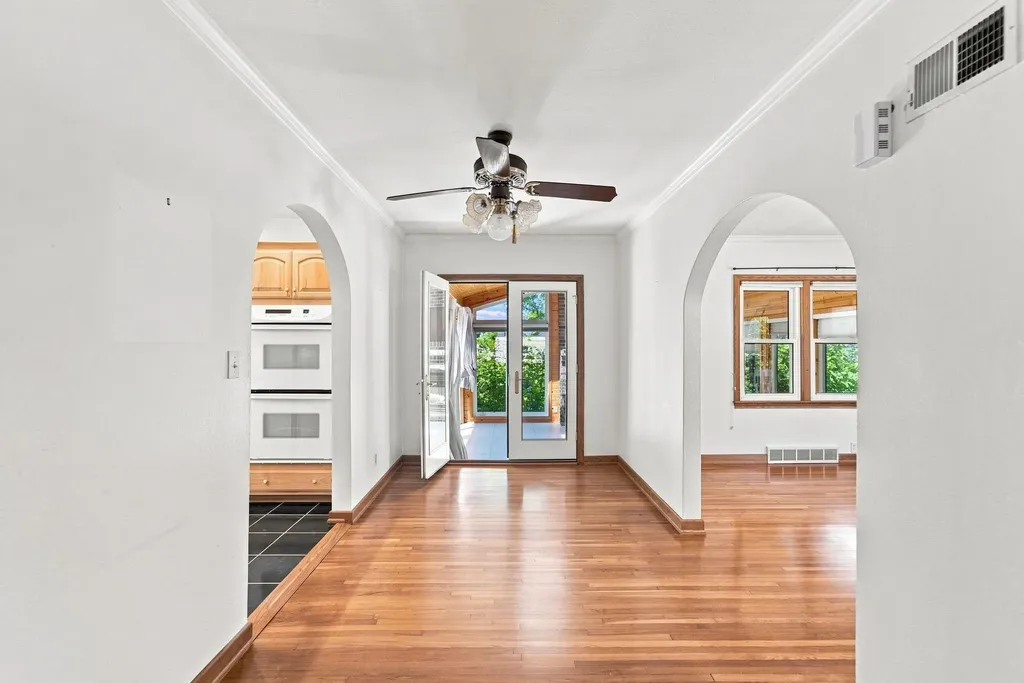 114 Hanna Boulevard Waterloo IA 50701