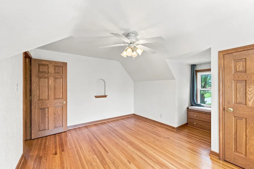 114 Hanna Boulevard Waterloo IA 50701