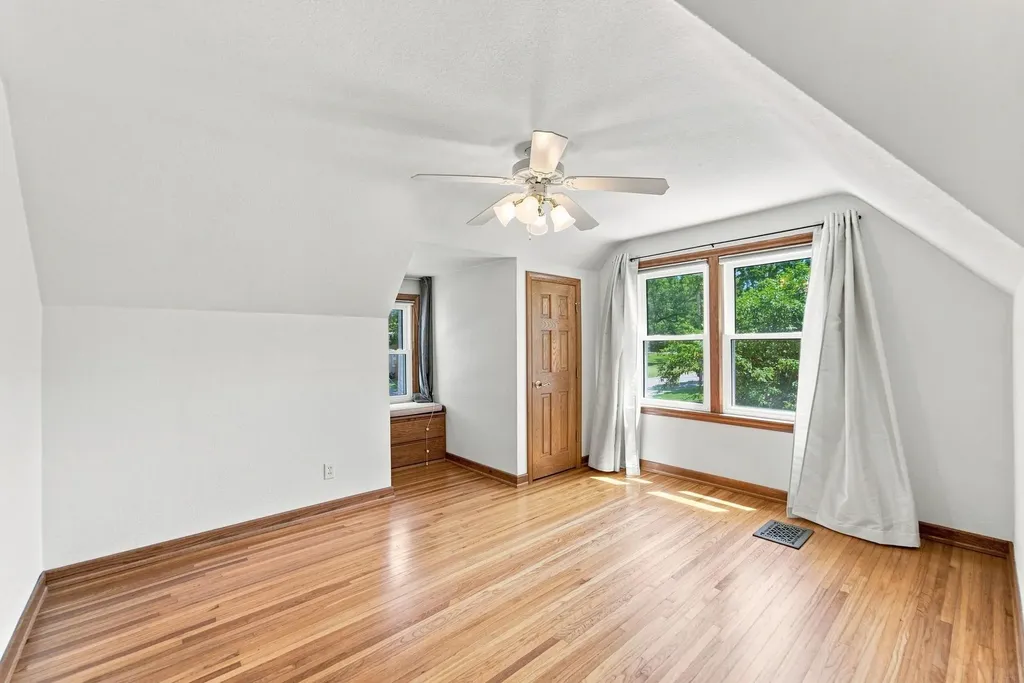 114 Hanna Boulevard Waterloo IA 50701