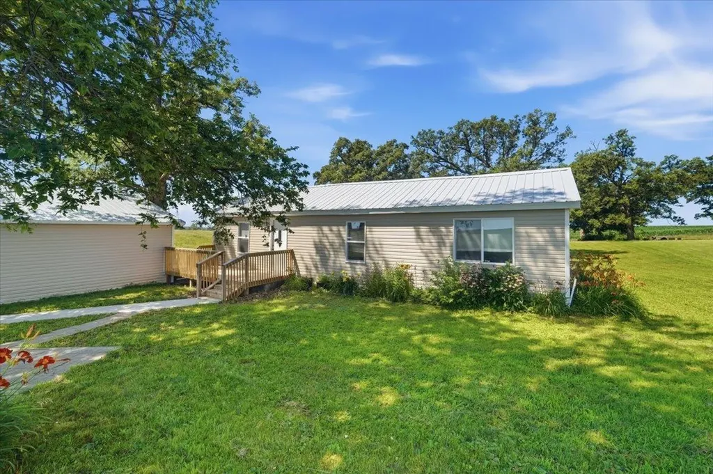 32031 Y Avenue Union IA 50258