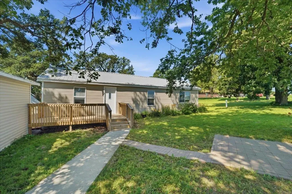32031 Y Avenue Union IA 50258