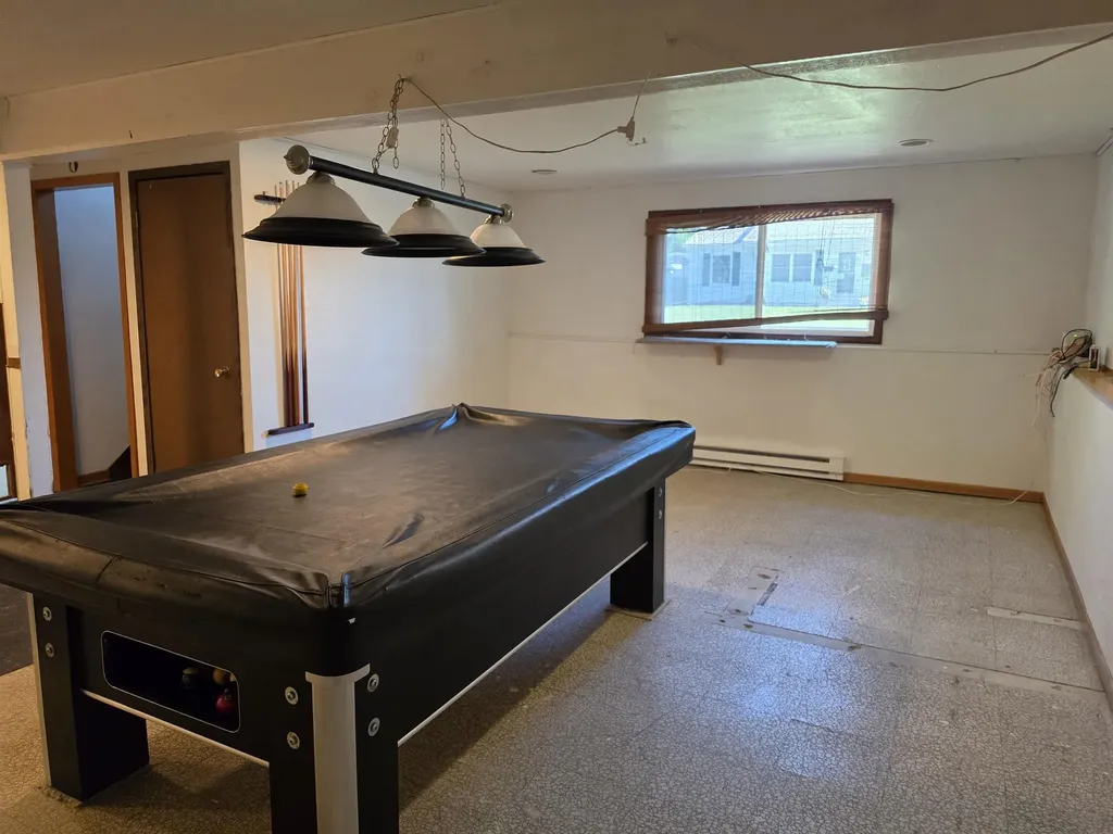 1662 Oakwood Drive Waterloo IA 50703