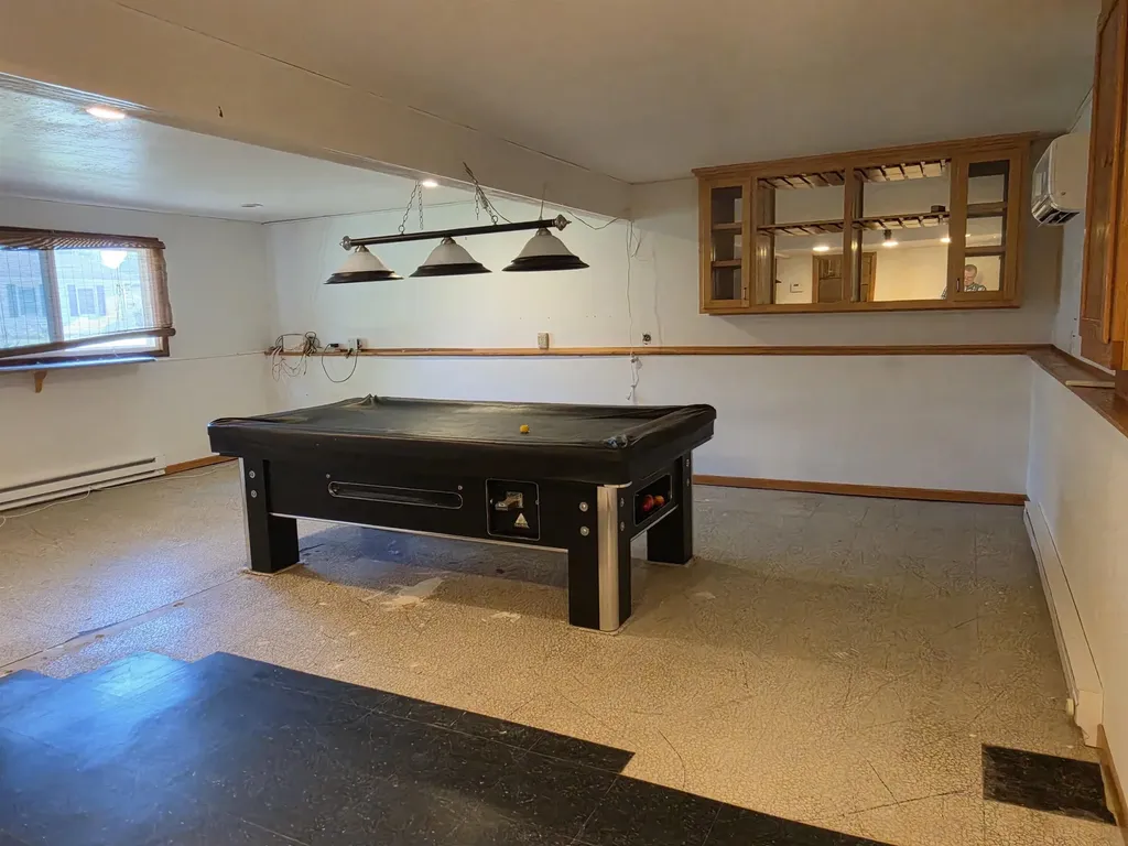 1662 Oakwood Drive Waterloo IA 50703