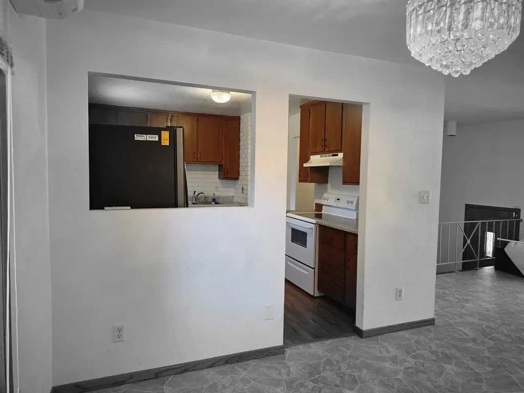 1662 Oakwood Drive Waterloo IA 50703