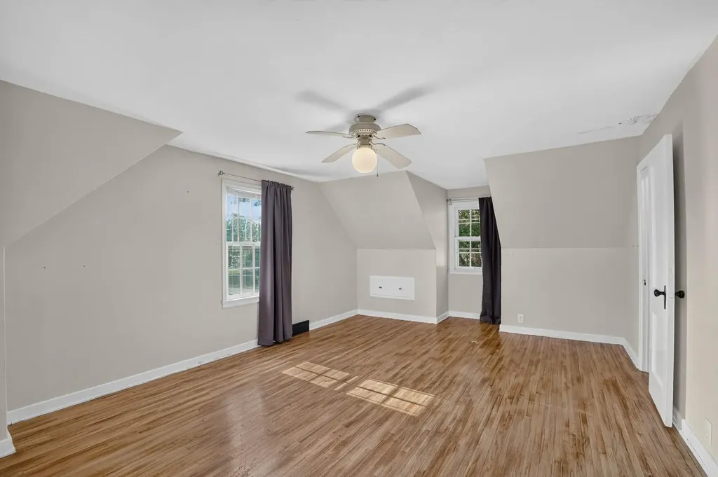 135 Byron Avenue Waterloo IA 50702