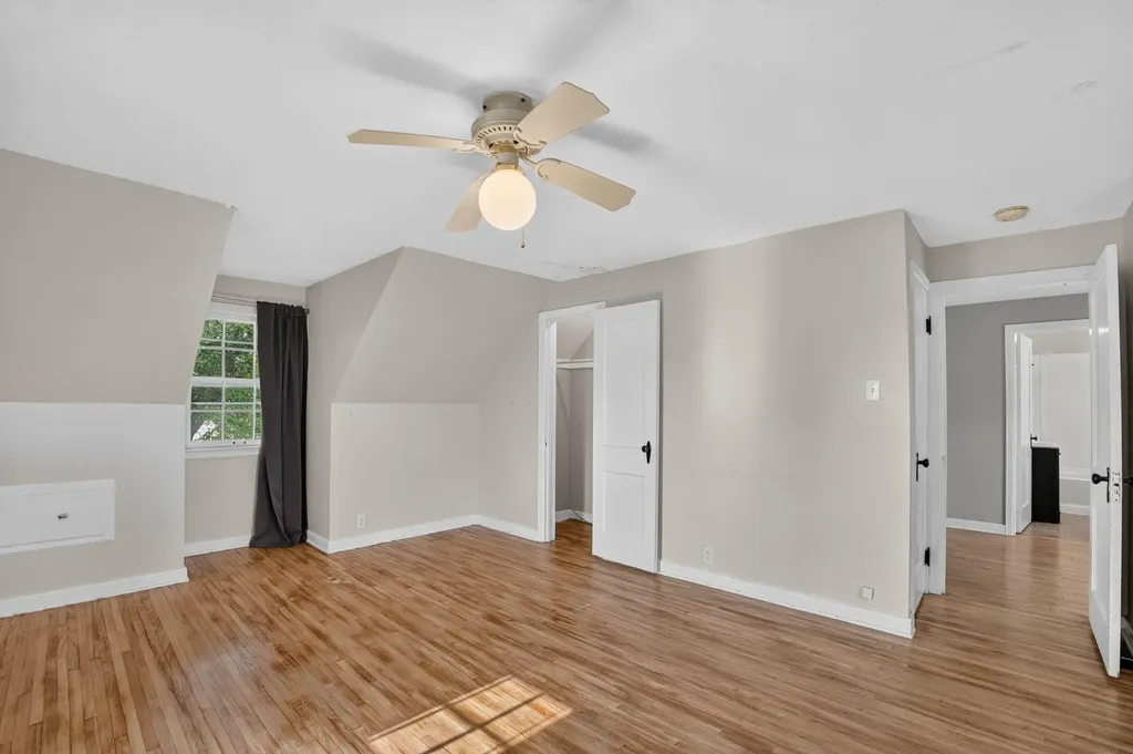 135 Byron Avenue Waterloo IA 50702