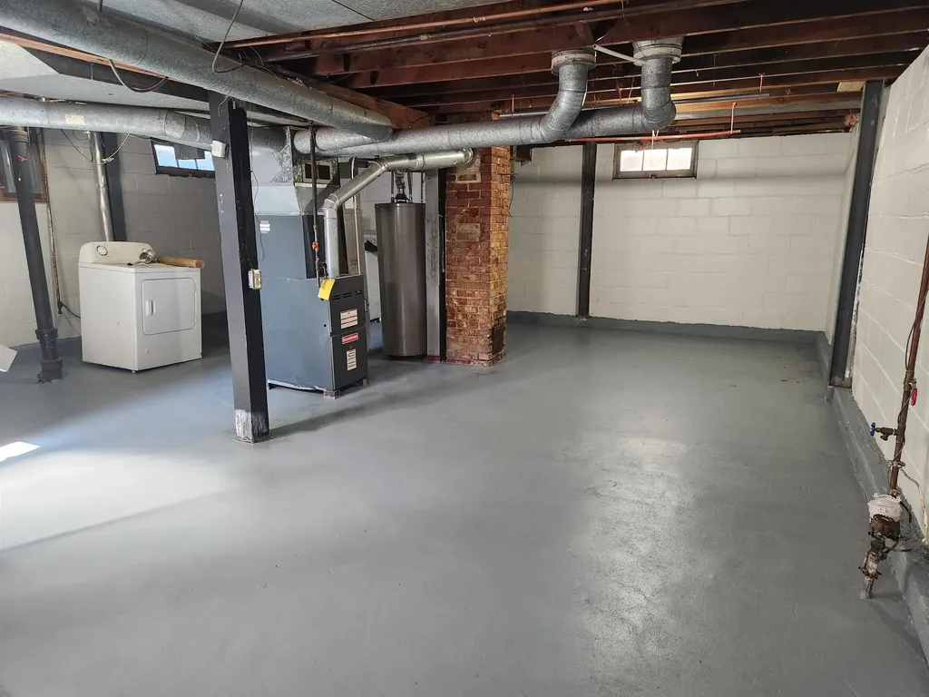 415 Charles Street Waterloo IA 50701