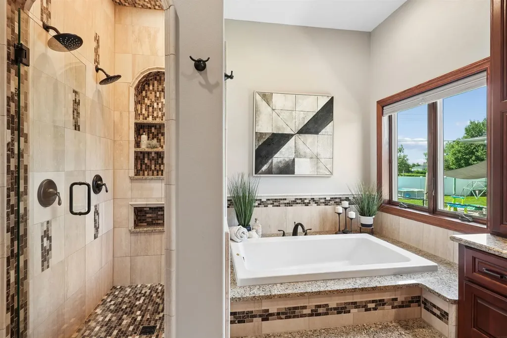 1711 Greenhill Drive Cedar Falls IA 50613