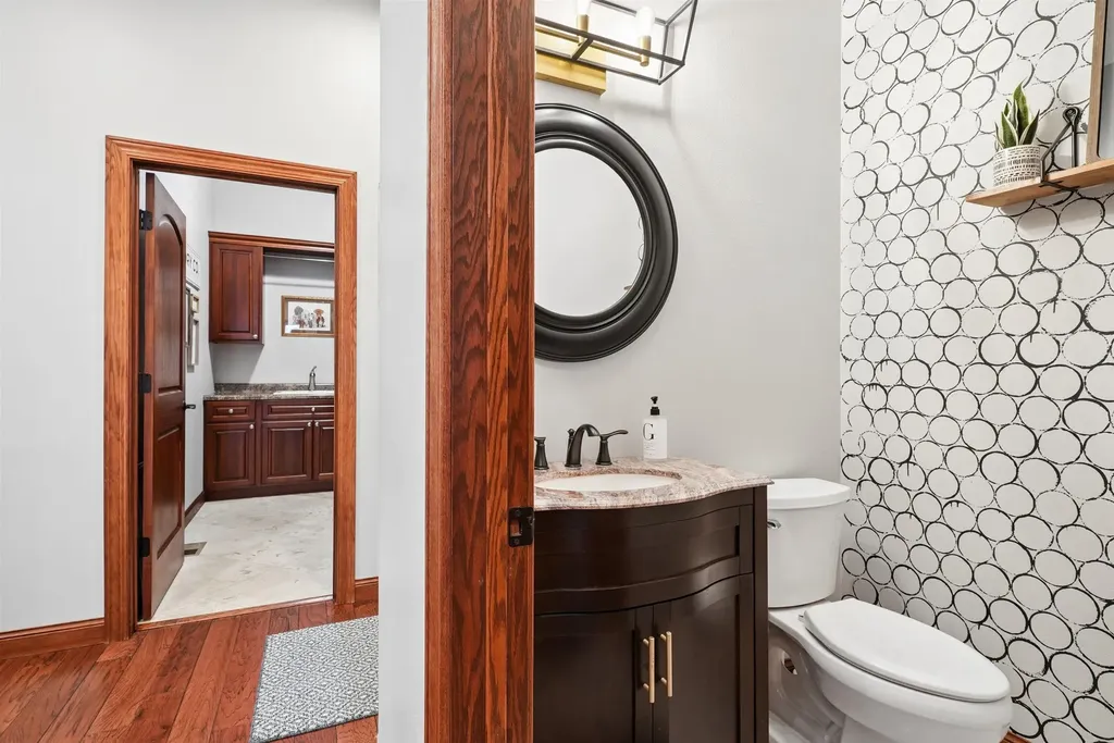 1711 Greenhill Drive Cedar Falls IA 50613