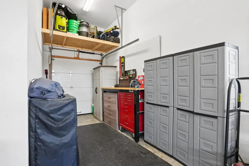 1711 Greenhill Drive Cedar Falls IA 50613