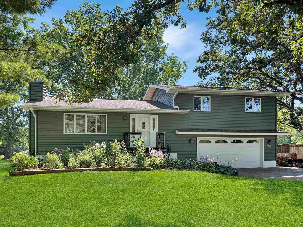 201 A Street Traer IA 50675