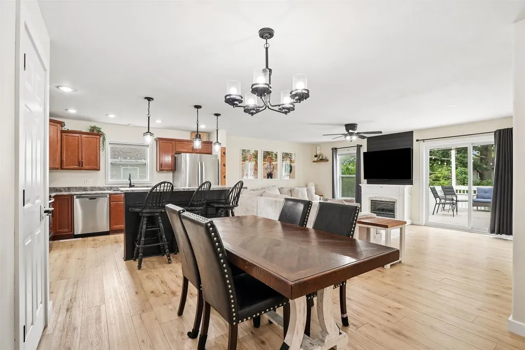 1409 Springbrook Drive Cedar Falls IA 50613