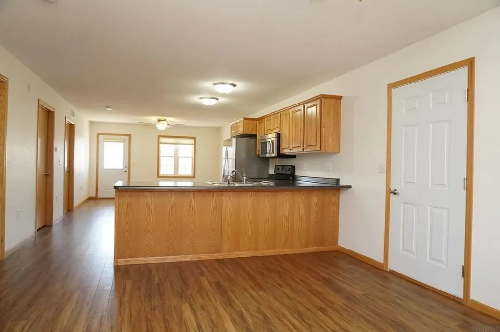815 Parkside Lane Charles City IA 50616